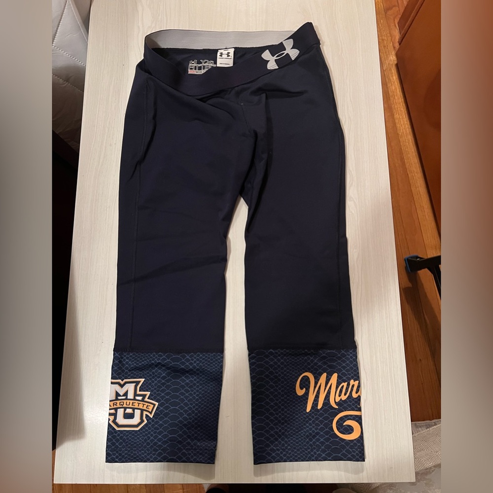 Under armour 3/4 length junior xl Marquette leggings